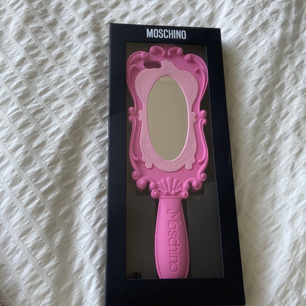 ❤️ Authentic Moschino iPhone 6 Phone case ❤️